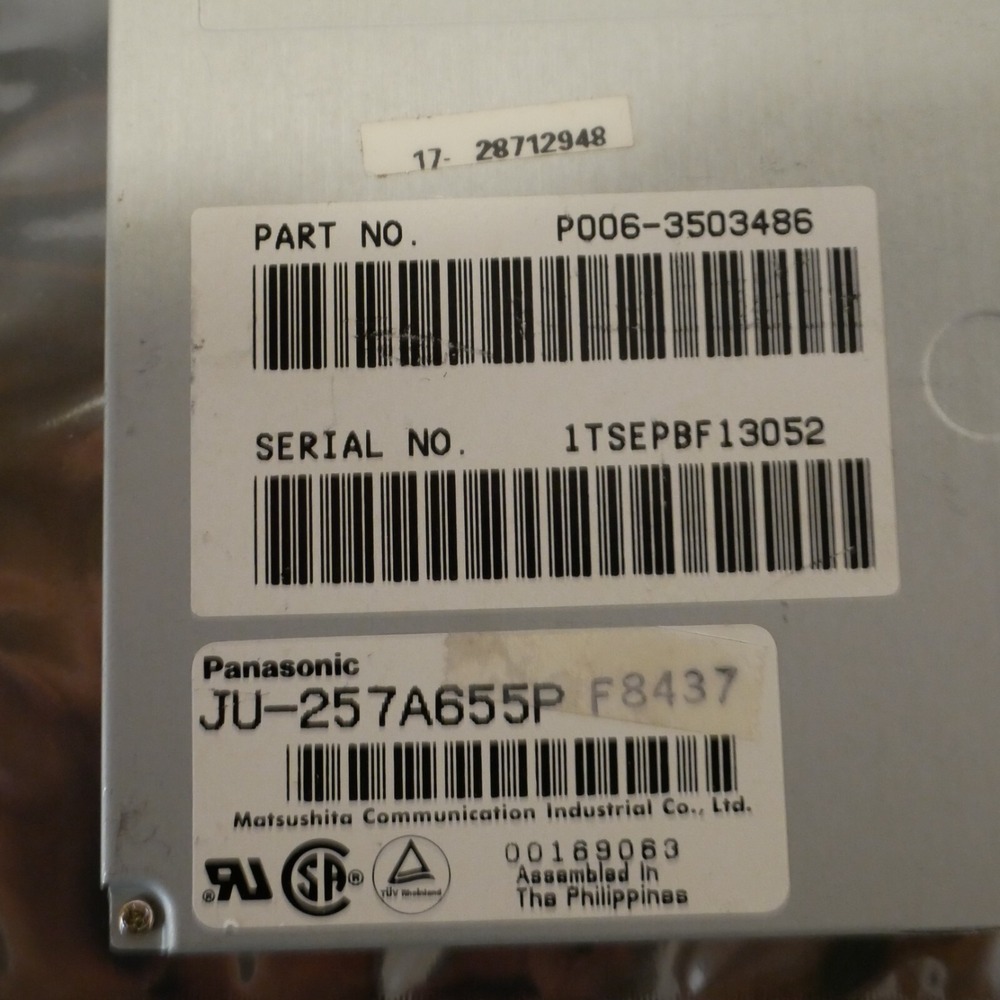 Panasonic JU-257A655P 1.44MB Floppy Disk Drive 3.5 inch Internal FDD Tested - 09 - Picture 4 of 8